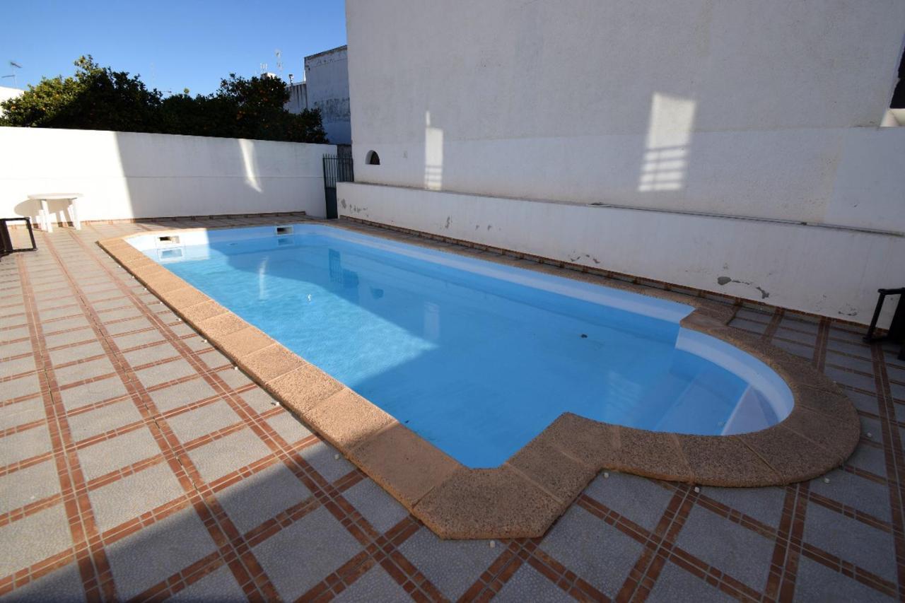 Piscina Apartment Santa Luzia  Luaran gambar
