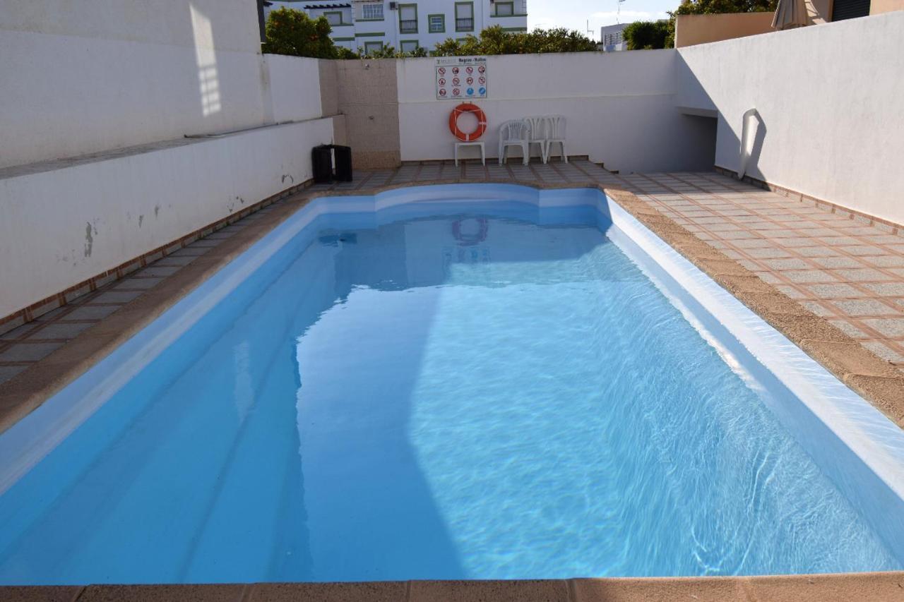 Piscina Apartment Santa Luzia  Luaran gambar
