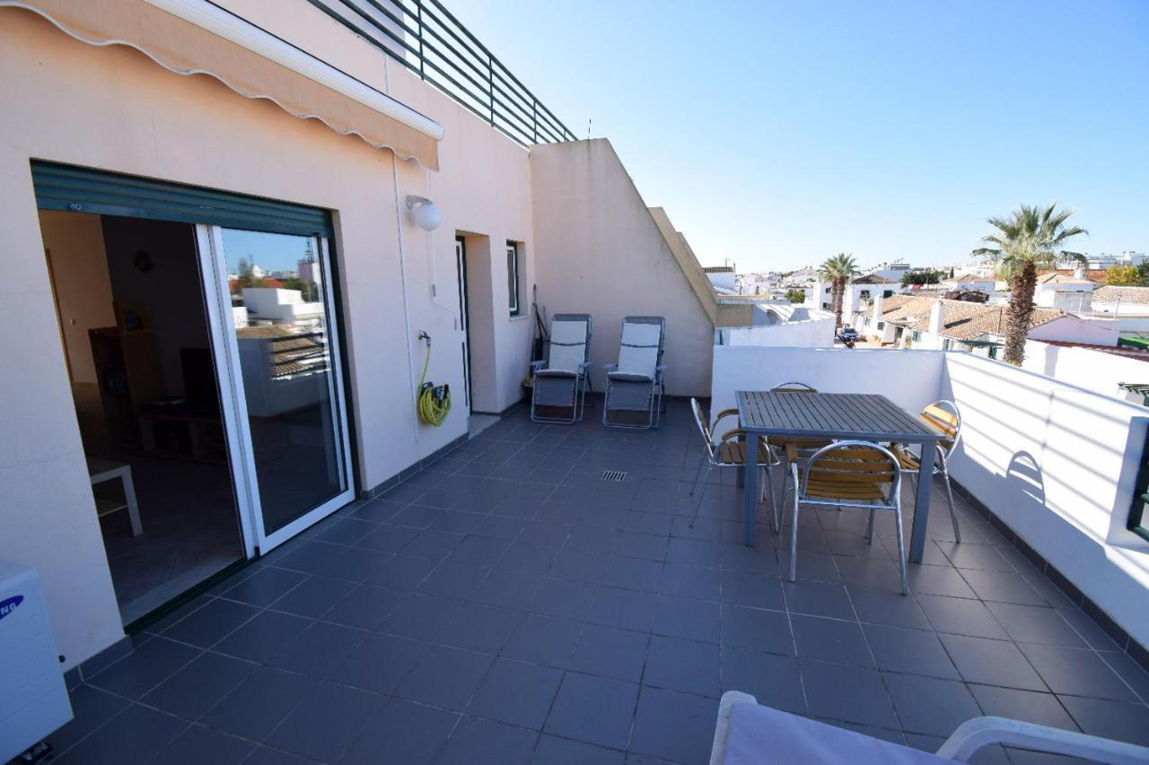Piscina Apartment Santa Luzia  Luaran gambar